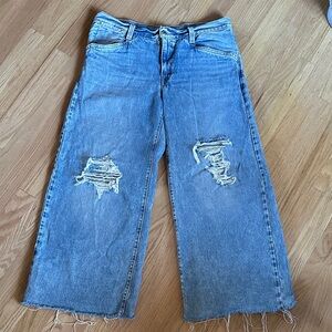 Levi's 94’ baggy wide leg Light Blue High Rise Wide Leg Distressed Jeans